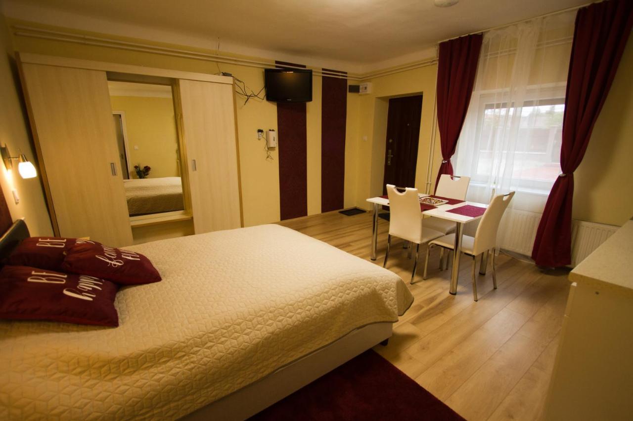 Cserkeszőlő Angyal Apartman מראה חיצוני תמונה