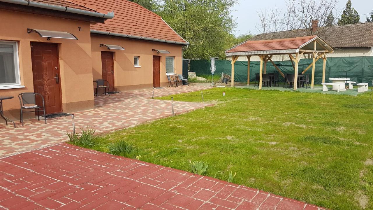 Cserkeszőlő Angyal Apartman מראה חיצוני תמונה